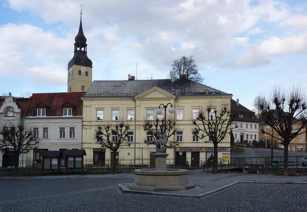 Penzion Sklarska Hospoda Chřibská المظهر الخارجي الصورة